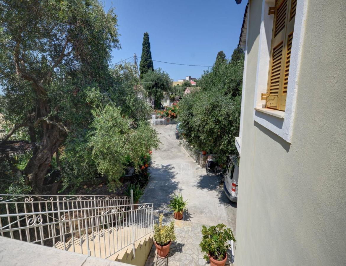 Mikeys Apartments Paleokastritsa Dış mekan fotoğraf